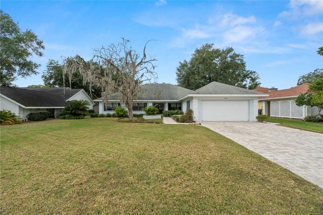 10408 RECLINATA LANE, Tampa, FL 33618