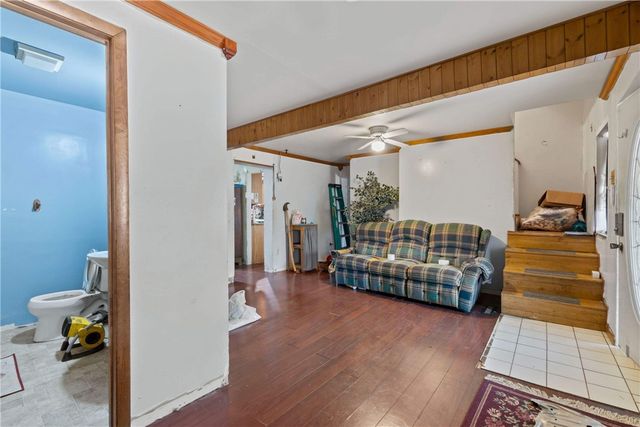 703 Indiana Ave, Monaca, PA 15061