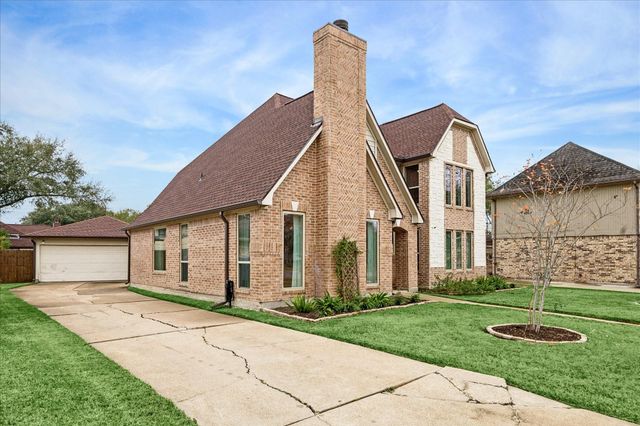 2423 1st Street, Stafford, TX 77477