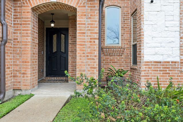 2423 1st Street, Stafford, TX 77477