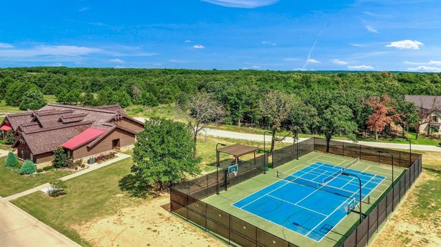 197 Sunny Field Drive, Gordonville, TX 76245