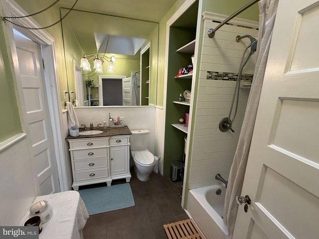 3368 VAUX ST, Philadelphia, PA 19129