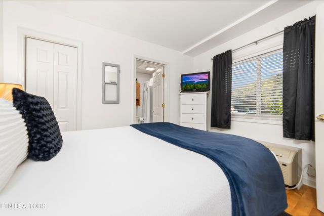 102 Baskins Creek Bypass 106, Gatlinburg, TN 37738