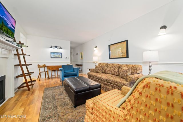 102 Baskins Creek Bypass 106, Gatlinburg, TN 37738