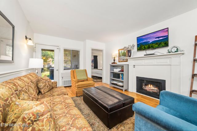 102 Baskins Creek Bypass 106, Gatlinburg, TN 37738