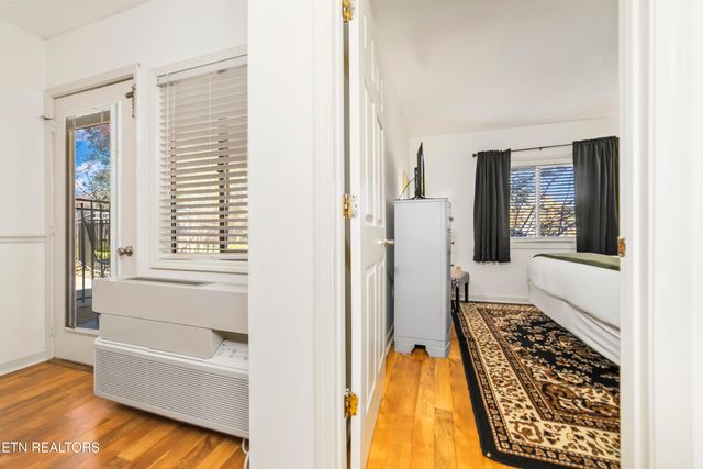 102 Baskins Creek Bypass 106, Gatlinburg, TN 37738