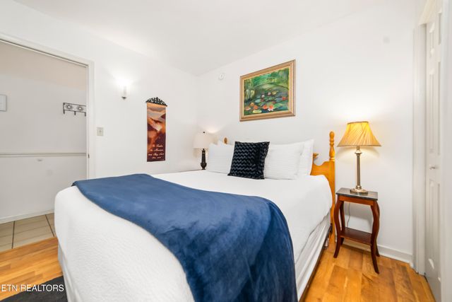 102 Baskins Creek Bypass 106, Gatlinburg, TN 37738