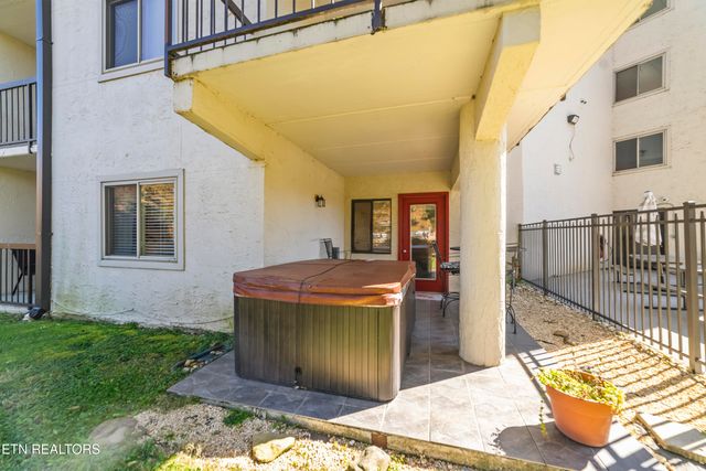 102 Baskins Creek Bypass 106, Gatlinburg, TN 37738