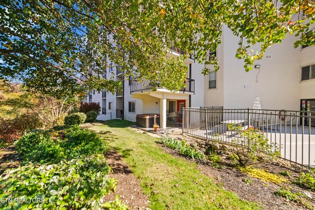 102 Baskins Creek Bypass 106, Gatlinburg, TN 37738