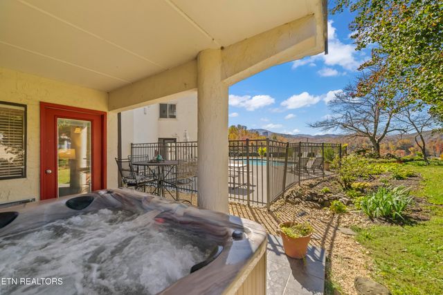 102 Baskins Creek Bypass 106, Gatlinburg, TN 37738