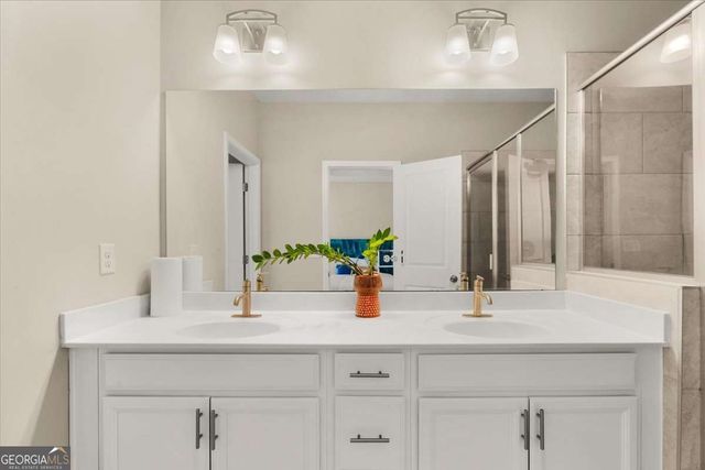 3297 Park Pointe Circle, Scottdale, GA 30079