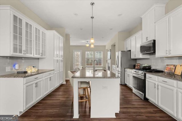 3297 Park Pointe Circle, Scottdale, GA 30079