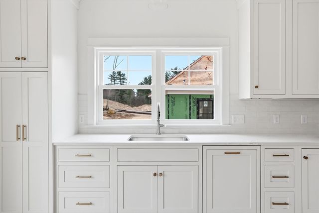 15 Fieldstone Farm Way, Duxbury, MA 02332