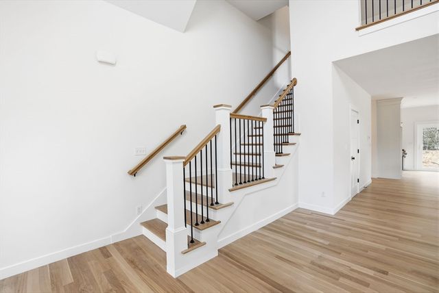 15 Fieldstone Farm Way, Duxbury, MA 02332