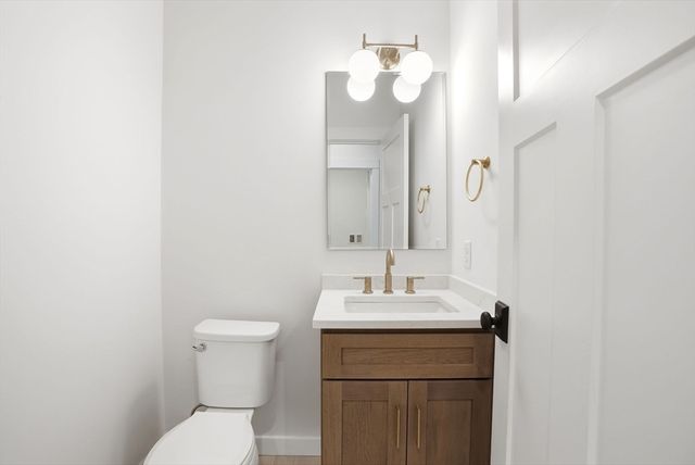 15 Fieldstone Farm Way, Duxbury, MA 02332