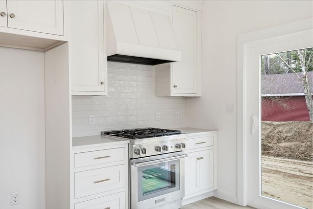 15 Fieldstone Farm Way, Duxbury, MA 02332