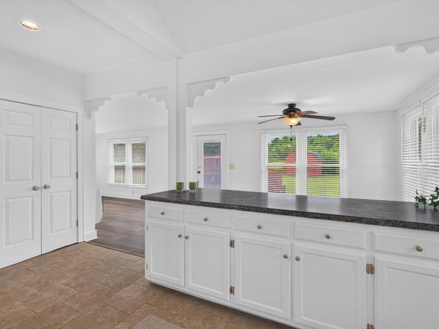 5011A Lascassas Pike, Lascassas, TN 37085