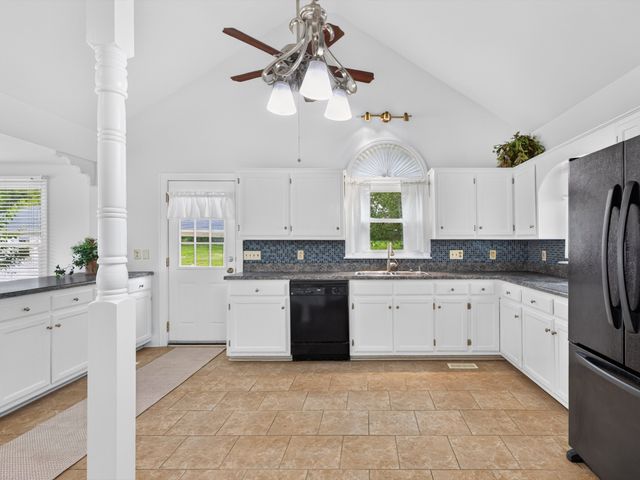 5011A Lascassas Pike, Lascassas, TN 37085