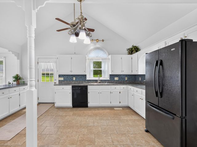 5011A Lascassas Pike, Lascassas, TN 37085