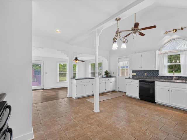 5011A Lascassas Pike, Lascassas, TN 37085