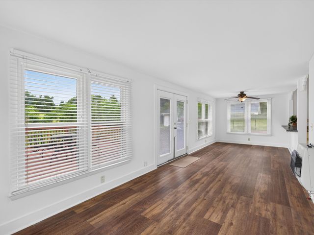 5011A Lascassas Pike, Lascassas, TN 37085