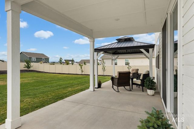 5433 E Terrace Falls Ct, Nampa, ID 83686