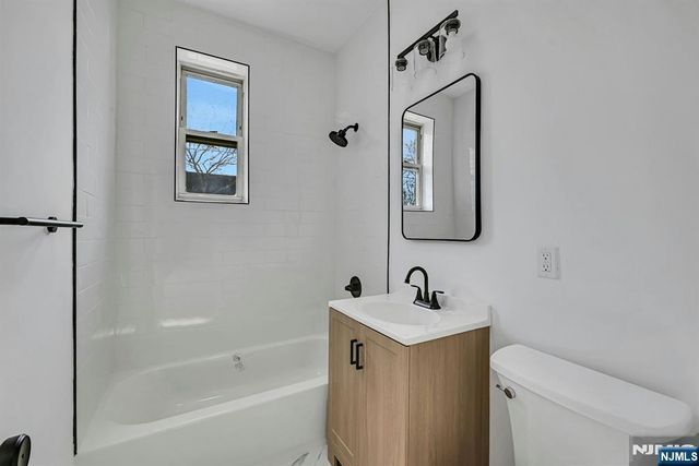 7505 Palisade Avenue 201, North Bergen, NJ 07047