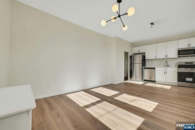 7505 Palisade Avenue 201, North Bergen, NJ 07047