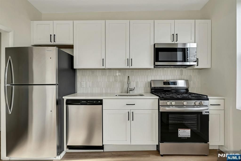 7505 Palisade Avenue 201, North Bergen, NJ 07047