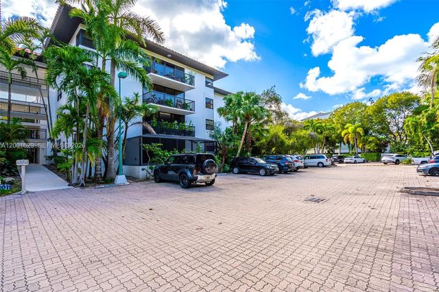 55 Ocean Lane Dr 1028, Key Biscayne, FL 33149