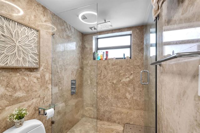 55 Ocean Lane Dr 1028, Key Biscayne, FL 33149