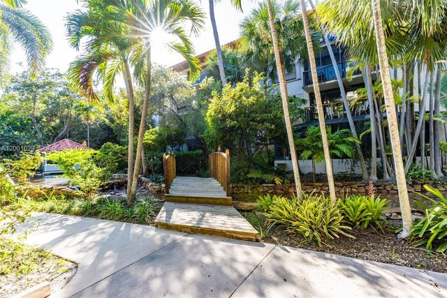 55 Ocean Lane Dr 1028, Key Biscayne, FL 33149