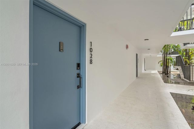 55 Ocean Lane Dr 1028, Key Biscayne, FL 33149