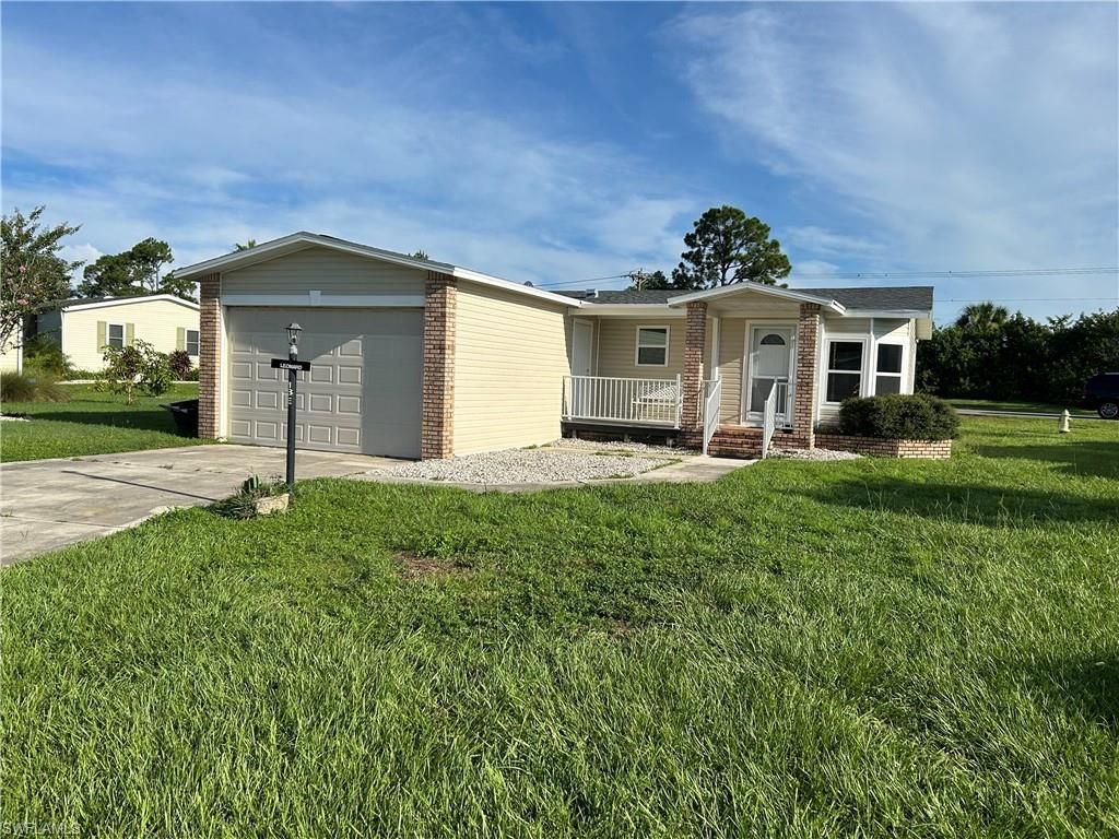 19867 Eagle Trace CT, North Fort Myers, FL 33903