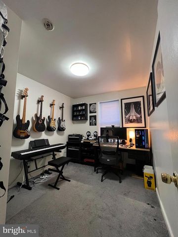 5036 CATHARINE ST, Philadelphia, PA 19143