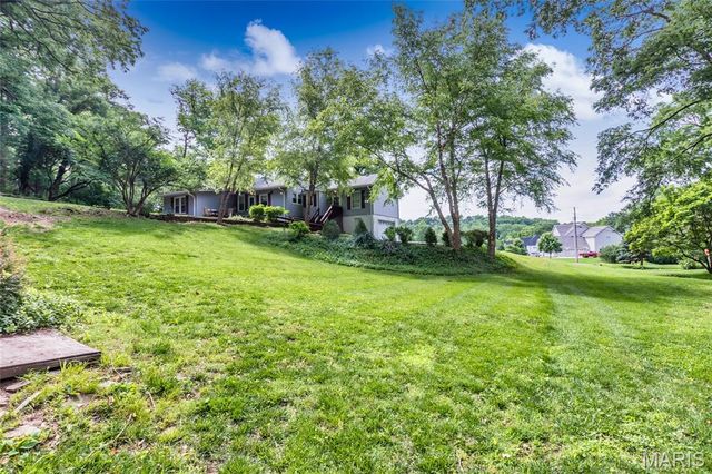 12505 Weber Hill Road, Sunset Hills, MO 63127