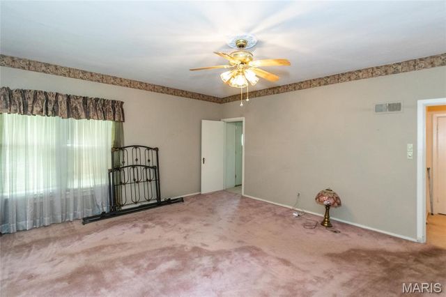 12505 Weber Hill Road, Sunset Hills, MO 63127