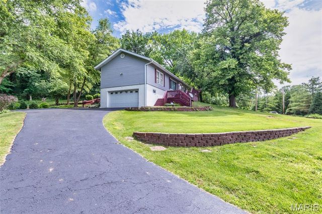 12505 Weber Hill Road, Sunset Hills, MO 63127