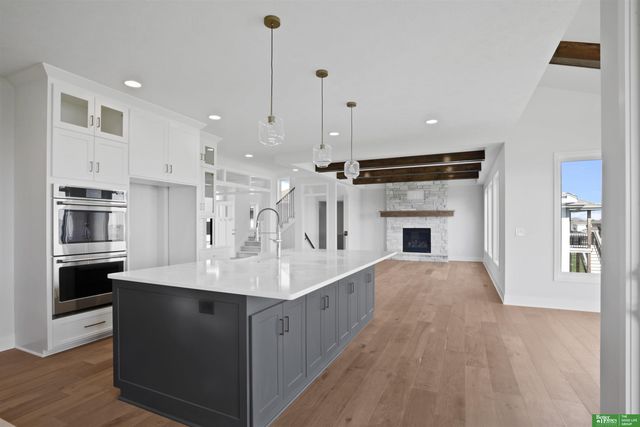 10406 S 118 Street, Papillion, NE 68046