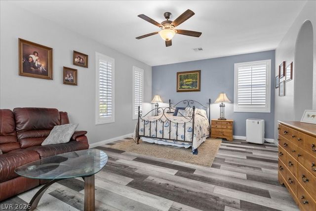 8217 Old Cistern Court, Las Vegas, NV 89131