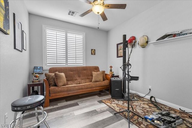 8217 Old Cistern Court, Las Vegas, NV 89131