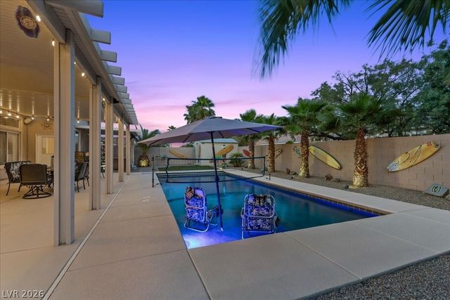 8217 Old Cistern Court, Las Vegas, NV 89131