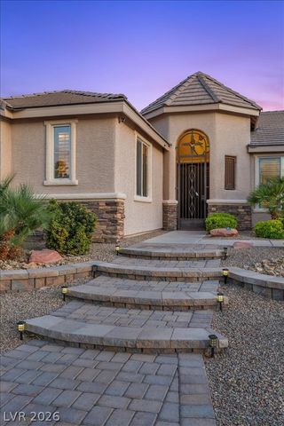 8217 Old Cistern Court, Las Vegas, NV 89131