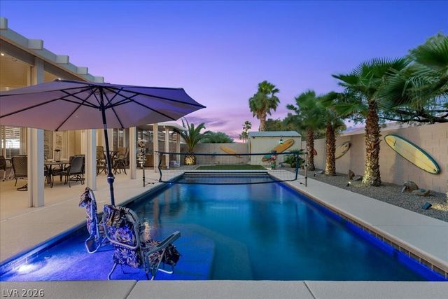 8217 Old Cistern Court, Las Vegas, NV 89131