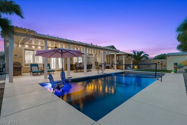 8217 Old Cistern Court, Las Vegas, NV 89131