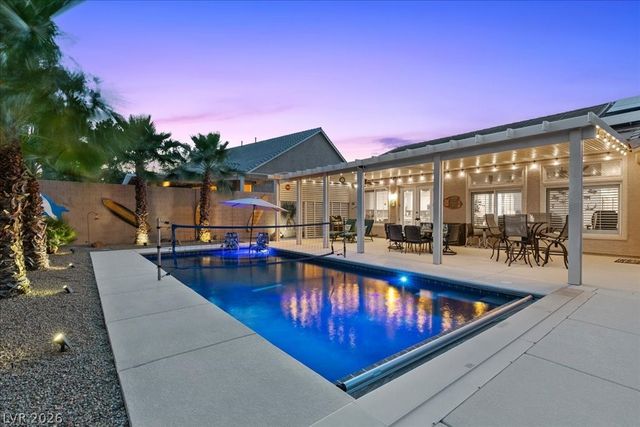 8217 Old Cistern Court, Las Vegas, NV 89131