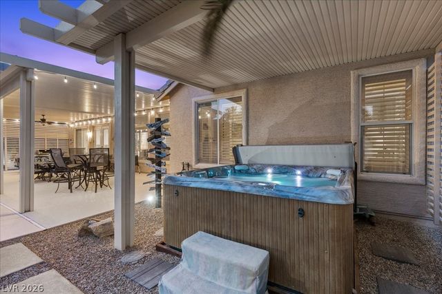8217 Old Cistern Court, Las Vegas, NV 89131