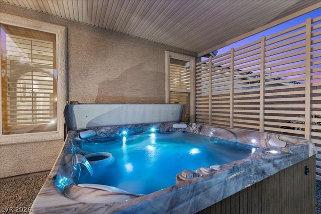 8217 Old Cistern Court, Las Vegas, NV 89131