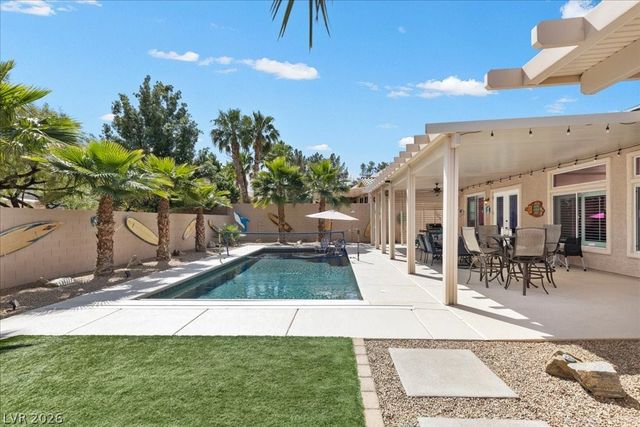 8217 Old Cistern Court, Las Vegas, NV 89131