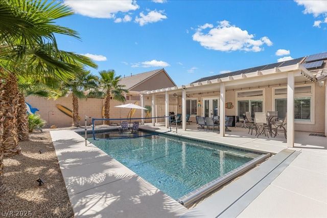 8217 Old Cistern Court, Las Vegas, NV 89131